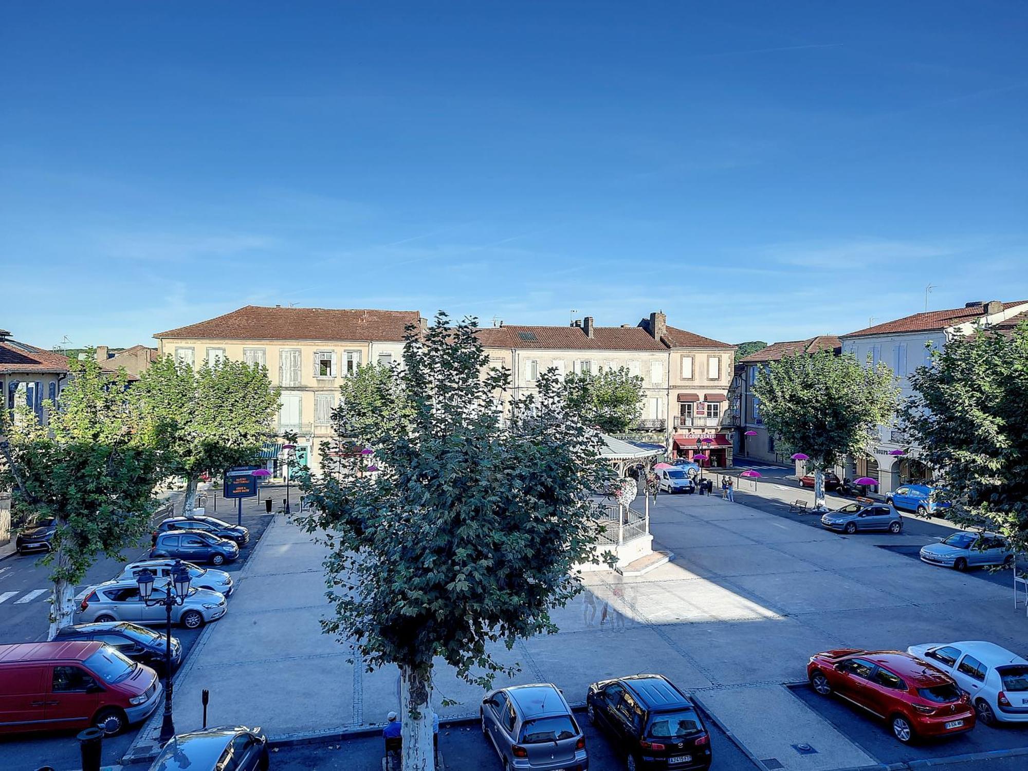 Appartement Le Carilloun à Mirande  Extérieur photo